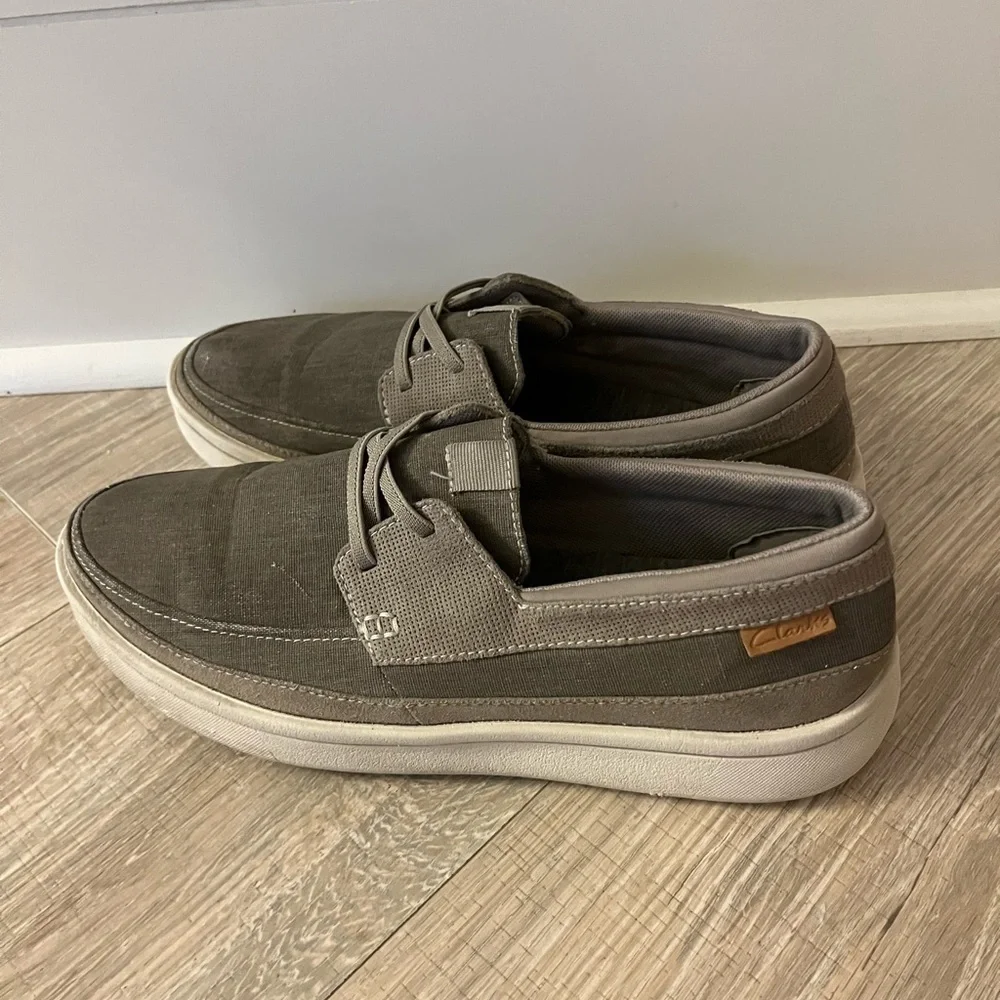 Clark’s size 8 Men’s
